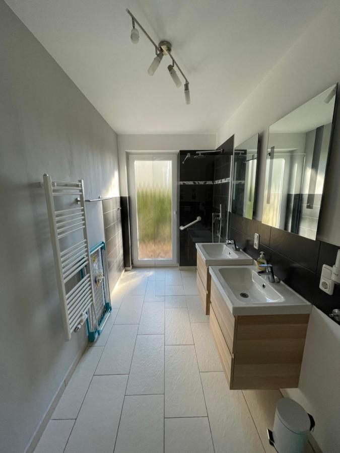 Wohnung Buskam mit Terrasse Goehren  Exterior foto
